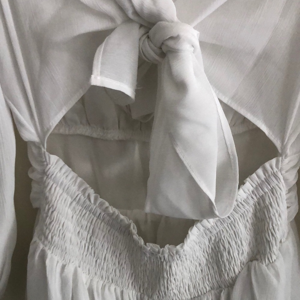 Chic Women’s White Dress - Picture 7 of 10